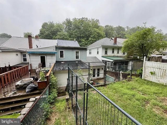 $1,475 | 416 Laurel Street, Minersville, PA 17954