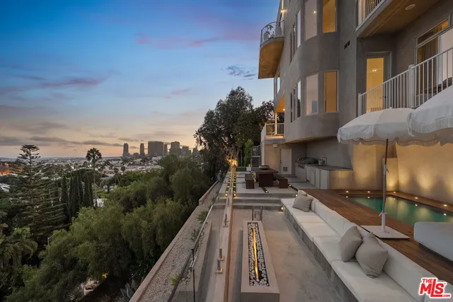 $3,895,000 | 7882 Fareholm Drive, Los Angeles, CA 90046