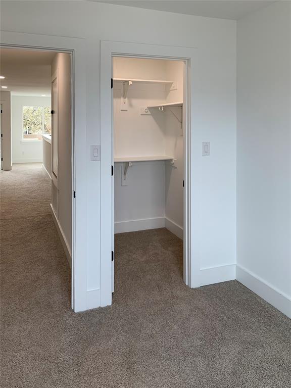 9475 Timberleaf Drive Dallas, TX 75243 - Photo 31 of 38 a view of a room with an empty space