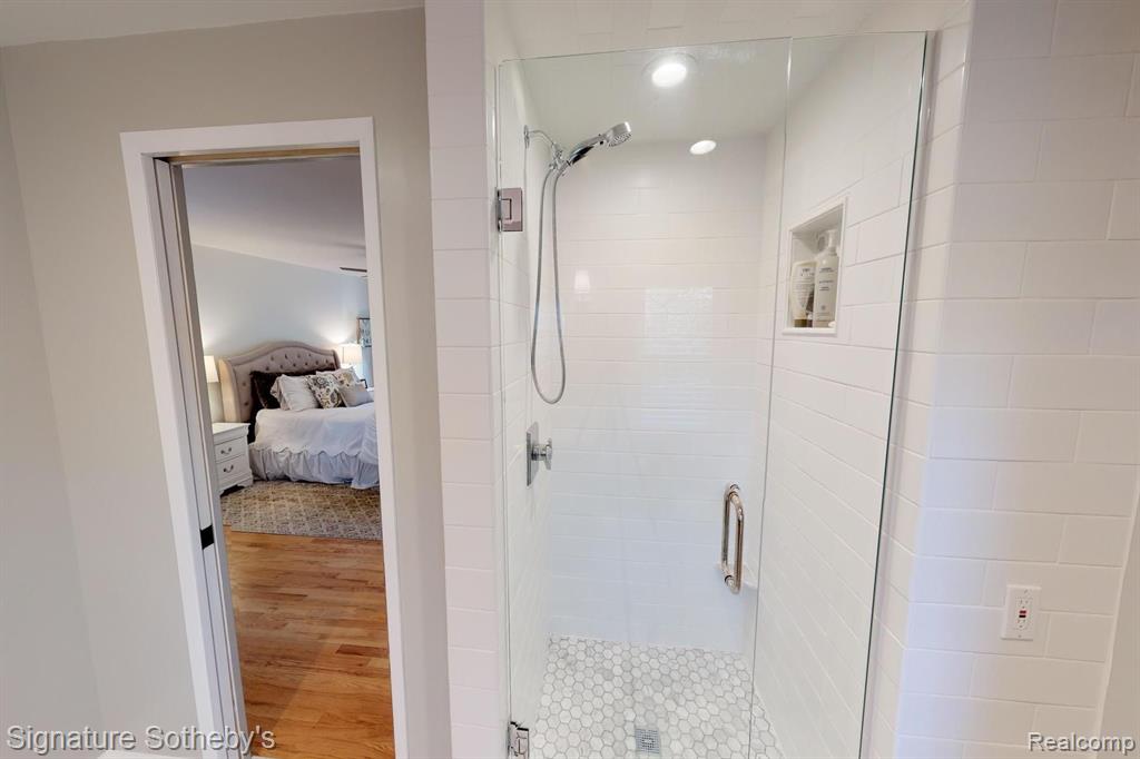 31488 Old Cannon Road Beverly Hills, MI 48025 - Photo 20 of 35
