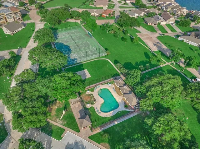 $499,000 | 2012 Lakewood Court, Willis, TX 77318