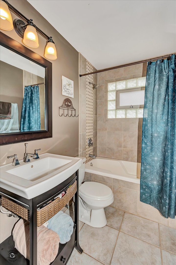 8809 Willow Road Hickory Hills, IL 60457 - Photo 13 of 28