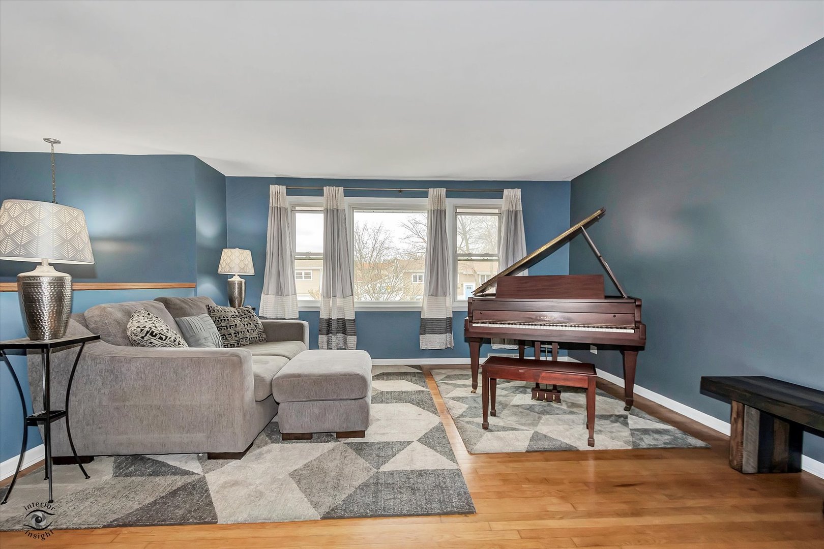 8809 Willow Road Hickory Hills, IL 60457 - Photo 4 of 28