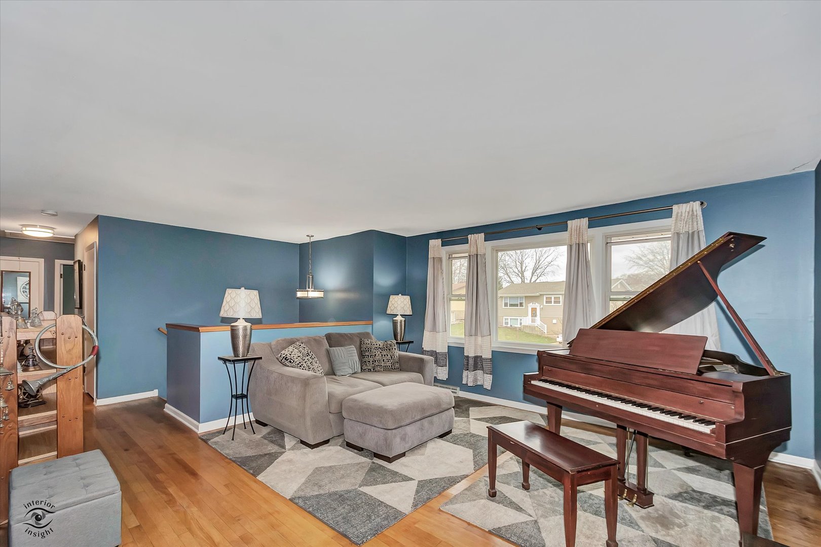 8809 Willow Road Hickory Hills, IL 60457 - Photo 5 of 28