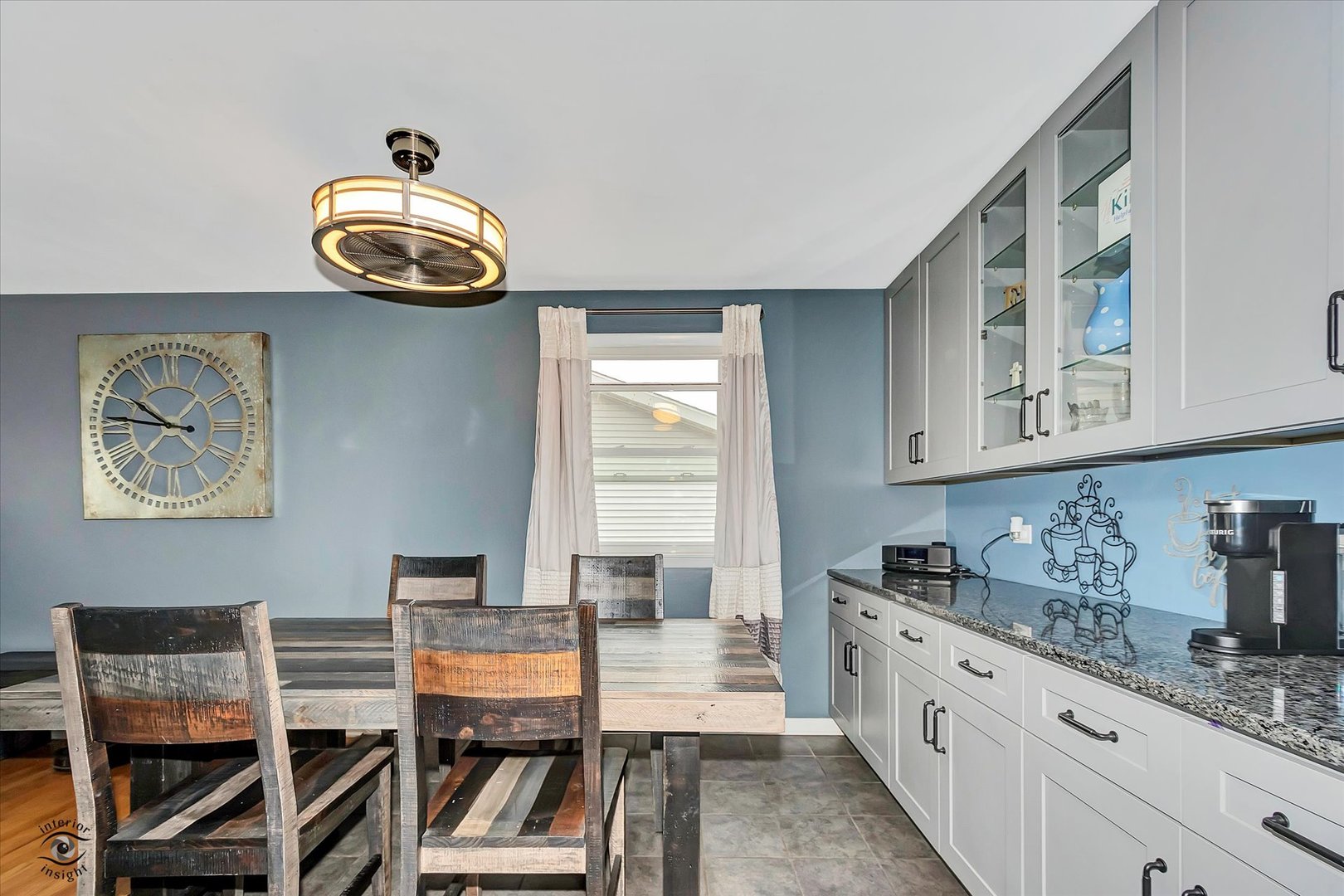 8809 Willow Road Hickory Hills, IL 60457 - Photo 8 of 28