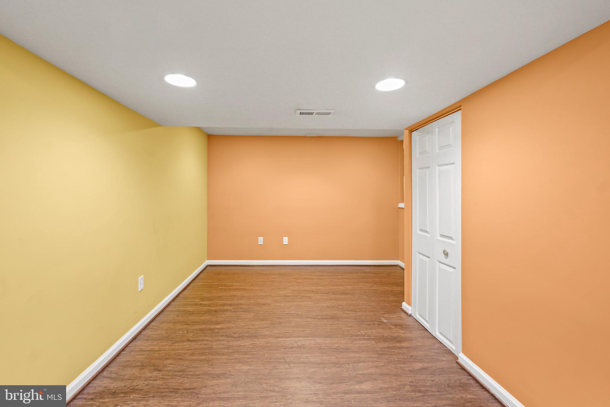 10608 Shady Circle Silver Spring, MD 20903 - Photo 33 of 48