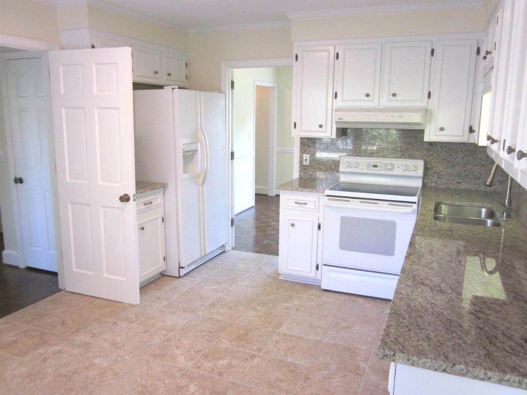105 Hanover Circle Anderson, SC 29621 - Photo 7 of 20