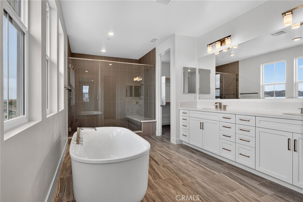 842 Heather Road Rancho Mission Viejo, CA 92694 - Photo 11 of 17 Gallery Image 11