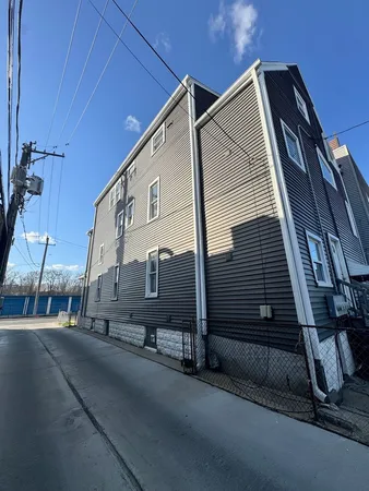 $750,000 | 5015 North Kimberly Avenue, Chicago, IL 60630