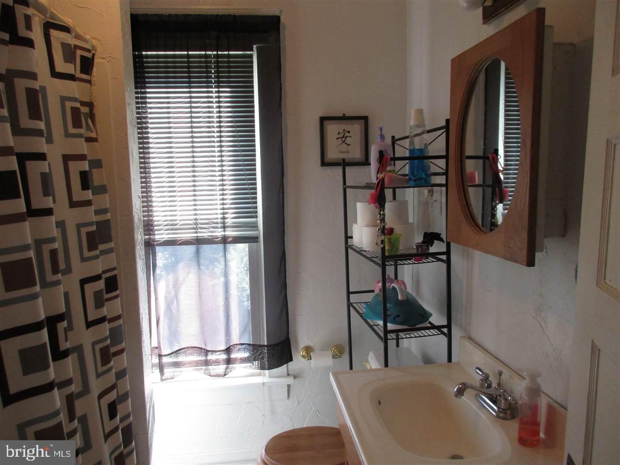207 1/2 Ruth Avenue Hanover, PA 17331 - Photo 11 of 23 Gallery Image 11