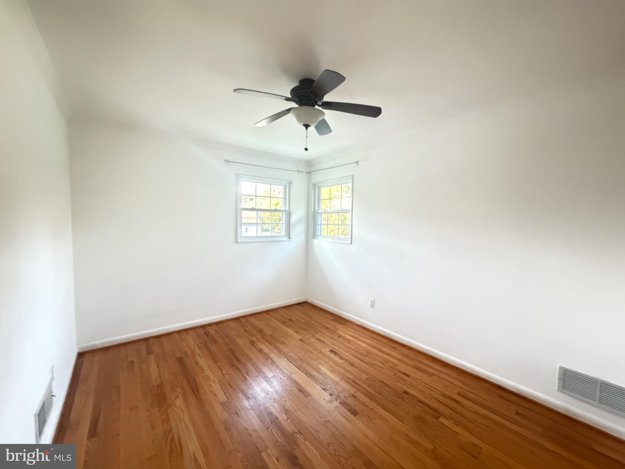 5808 Greentree Road Bethesda, MD 20817 - Photo 16 of 23 Gallery Image 16