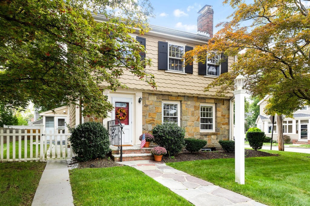3 Crane Road Milton, MA 02186 - Photo 5 of 42 Gallery Image 5