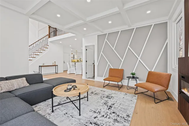 $1,750,000 | 182 Friends Lane, Westbury, NY 11590