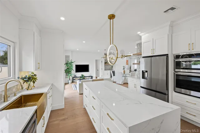 $1,750,000 | 182 Friends Lane, Westbury, NY 11590