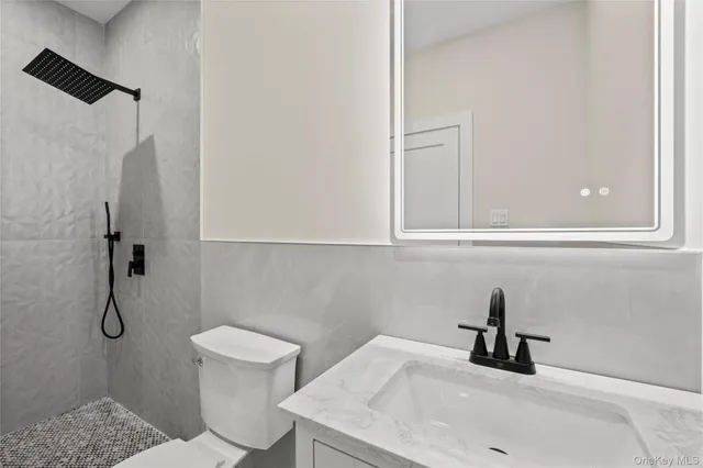 $1,750,000 | 182 Friends Lane, Westbury, NY 11590