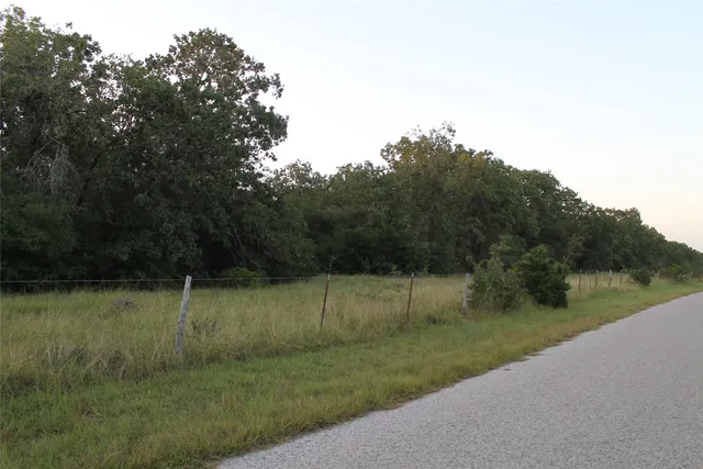 $899,900 | 13565 County Road 274, Somerville, TX 77879