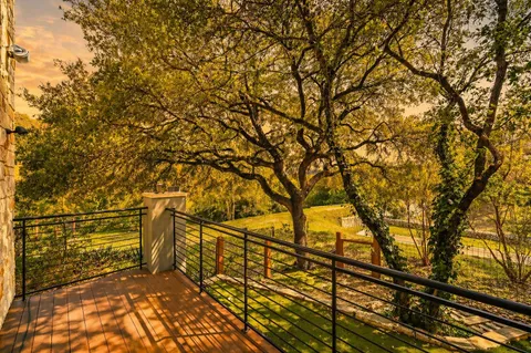 $775,000 | 8110 Ranch Road 2222, Unit 33, Austin, TX 78730