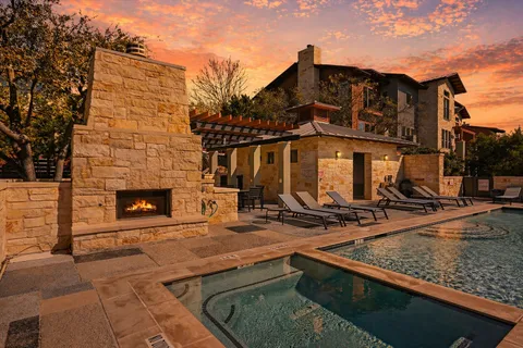 $775,000 | 8110 Ranch Road 2222, Unit 33, Austin, TX 78730