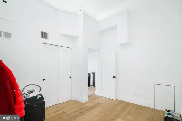 $4,500 | 1126 1/2 Lombard Street, Philadelphia, PA 19147