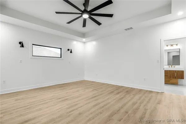 $759,900 | 1019 Ridgeview Drive, Jeffersonville, IN 47130