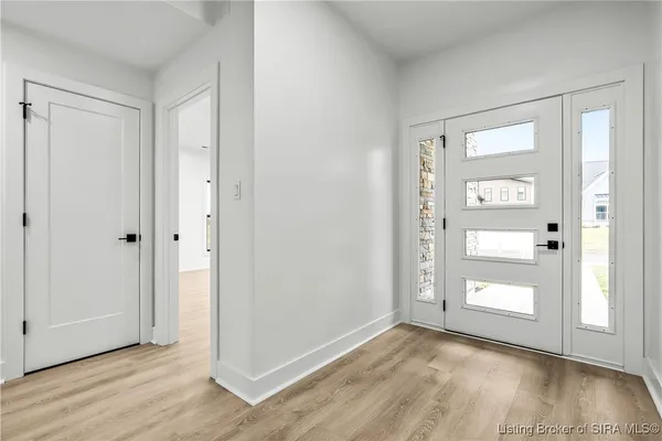 $759,900 | 1019 Ridgeview Drive, Jeffersonville, IN 47130