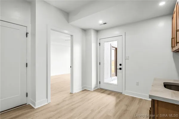 $759,900 | 1019 Ridgeview Drive, Jeffersonville, IN 47130