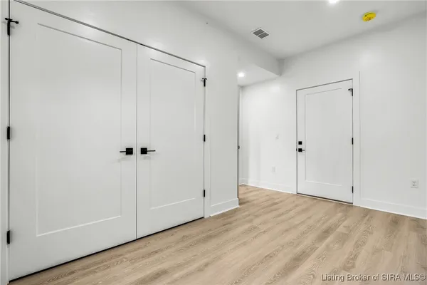 $759,900 | 1019 Ridgeview Drive, Jeffersonville, IN 47130