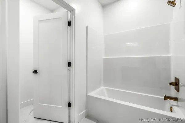 $759,900 | 1019 Ridgeview Drive, Jeffersonville, IN 47130