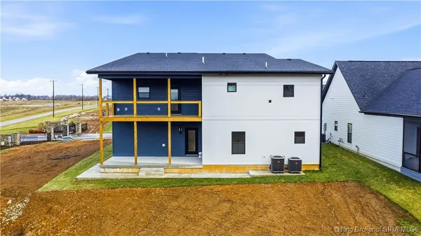 $759,900 | 1019 Ridgeview Drive, Jeffersonville, IN 47130