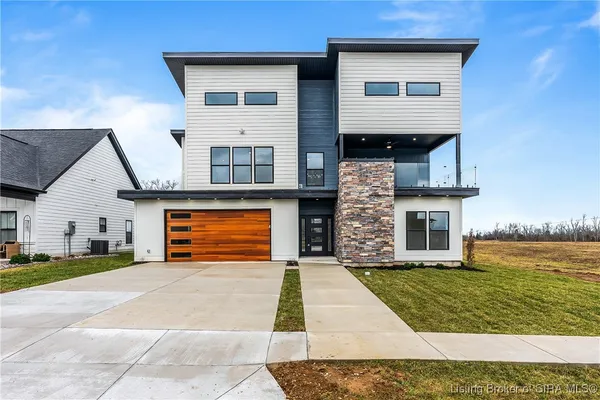 $759,900 | 1019 Ridgeview Drive, Jeffersonville, IN 47130