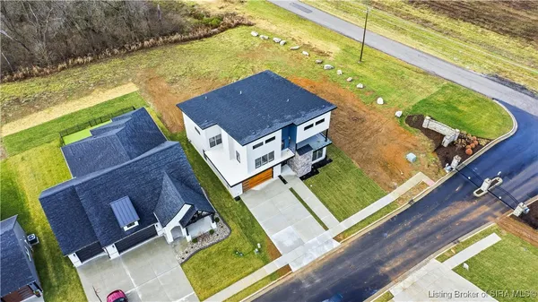 $759,900 | 1019 Ridgeview Drive, Jeffersonville, IN 47130