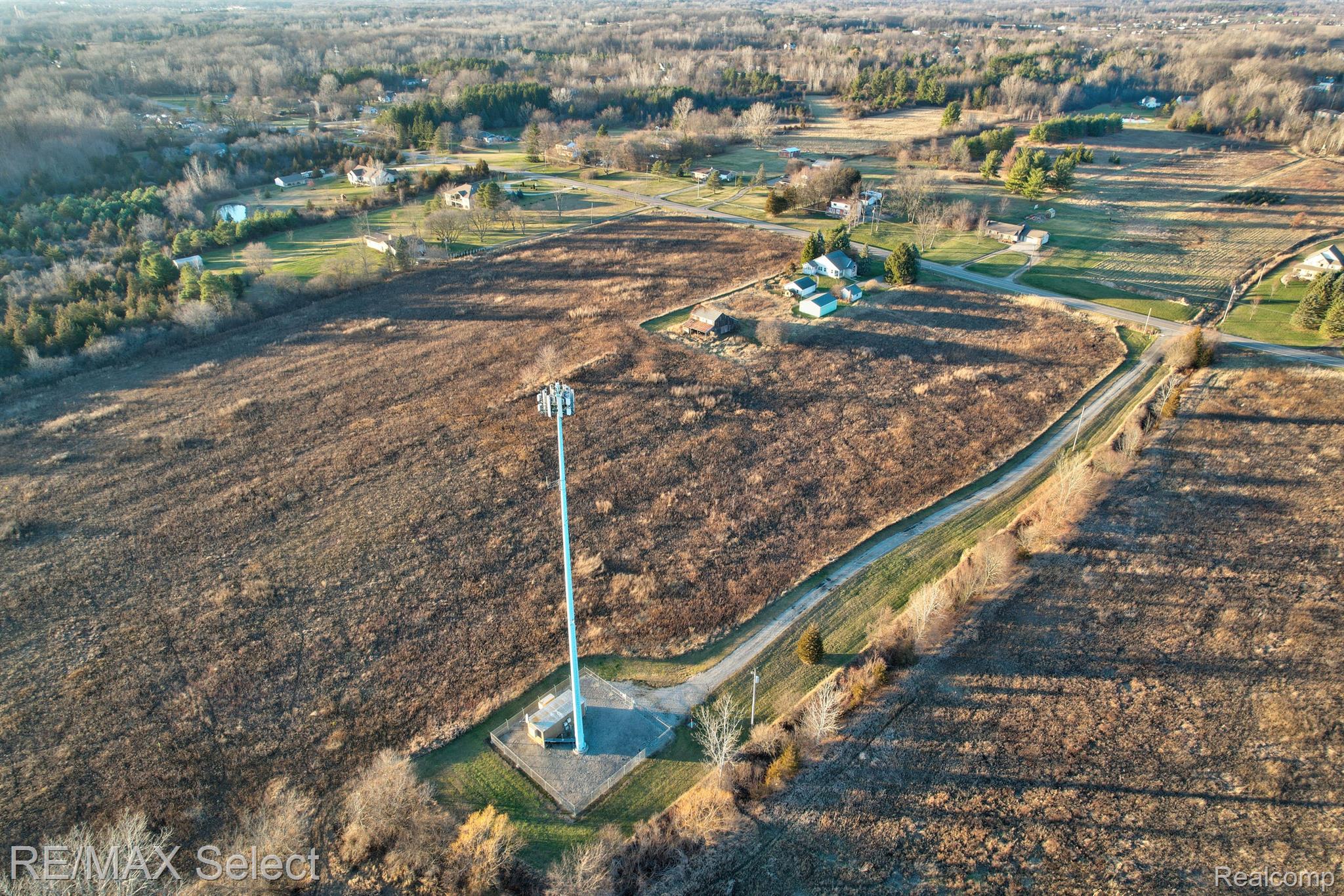 5359 Kelly Road Flint, MI 48504 - Photo 15 of 41 Gallery Image 15