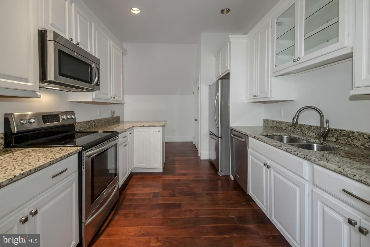 1163 Bellview Road McLean, VA 22102 - Photo 26 of 30 Carriage House Kitchen