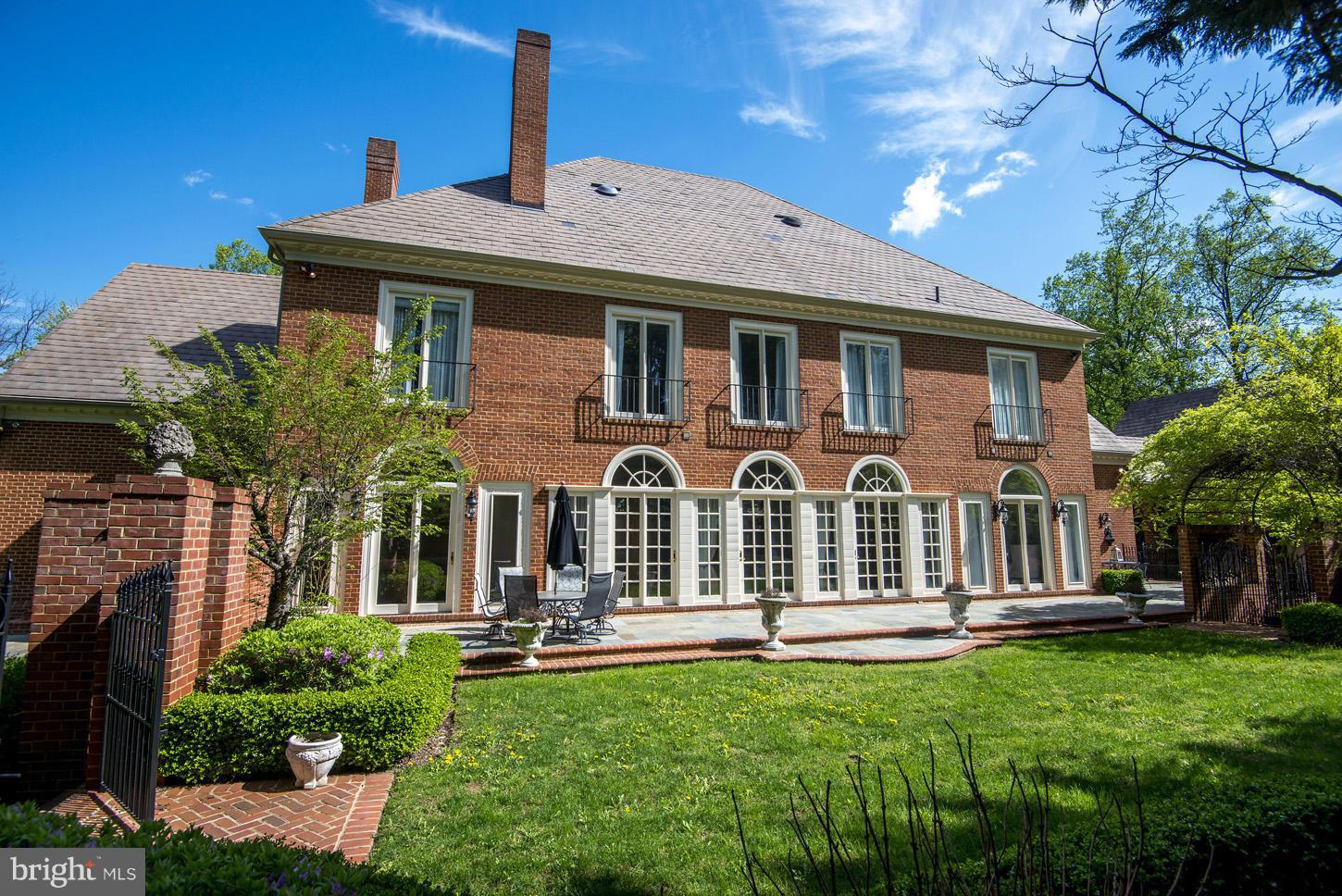 1163 Bellview Road McLean, VA 22102 - Photo 29 of 30 Rear Terrace