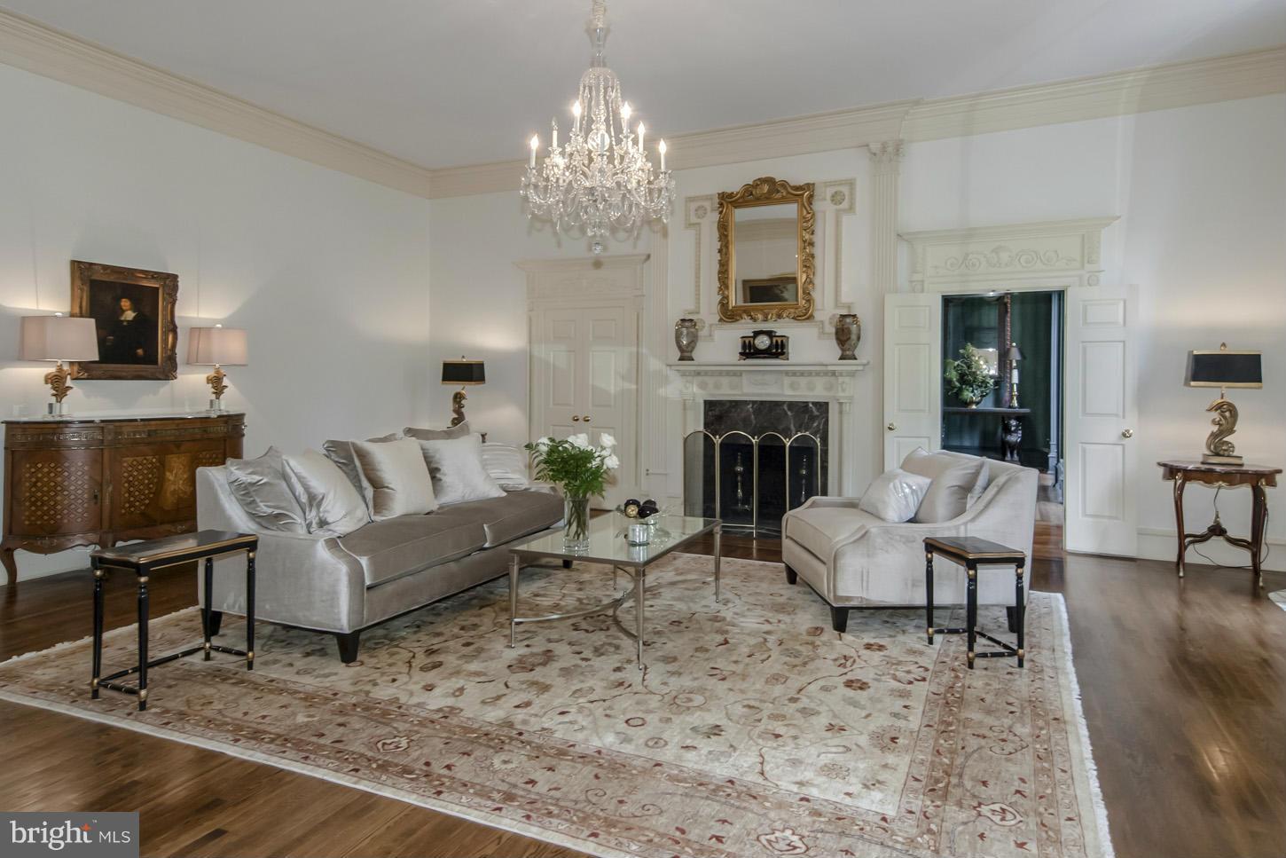 1163 Bellview Road McLean, VA 22102 - Photo 10 of 30 Family Room