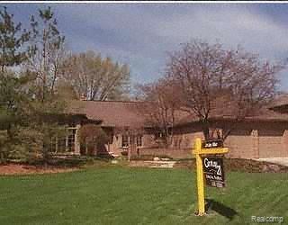 20315 Wayne Road Livonia, MI 48152 - Photo 1 of 1 Listing Image - 21030821