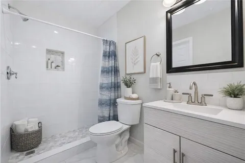 $165,000 | 5400 Roswell Road, Unit G3, Atlanta, GA 30342