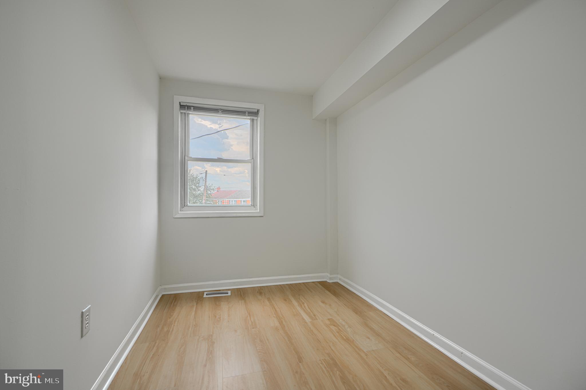 3901 Mountwood Road Baltimore, MD 21229 - Photo 26 of 40