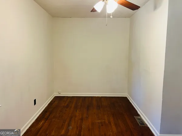 $950 | 50 Lone Oak Street, Grantville, GA 30220