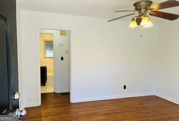 $950 | 50 Lone Oak Street, Grantville, GA 30220