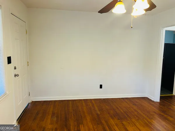 $950 | 50 Lone Oak Street, Grantville, GA 30220