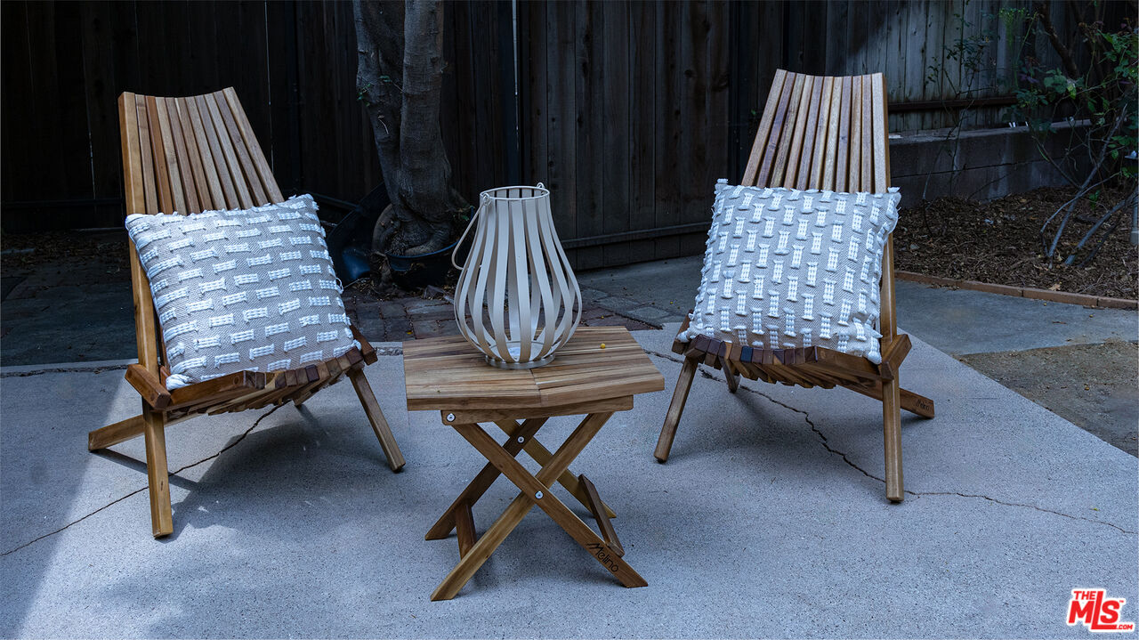 626 Oleander Drive Los Angeles, CA 90042 - Photo 56 of 75