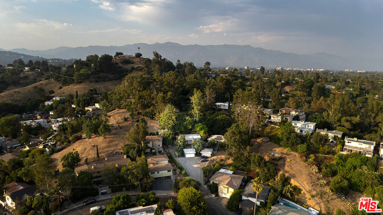 626 Oleander Drive Los Angeles, CA 90042 - Photo 73 of 75