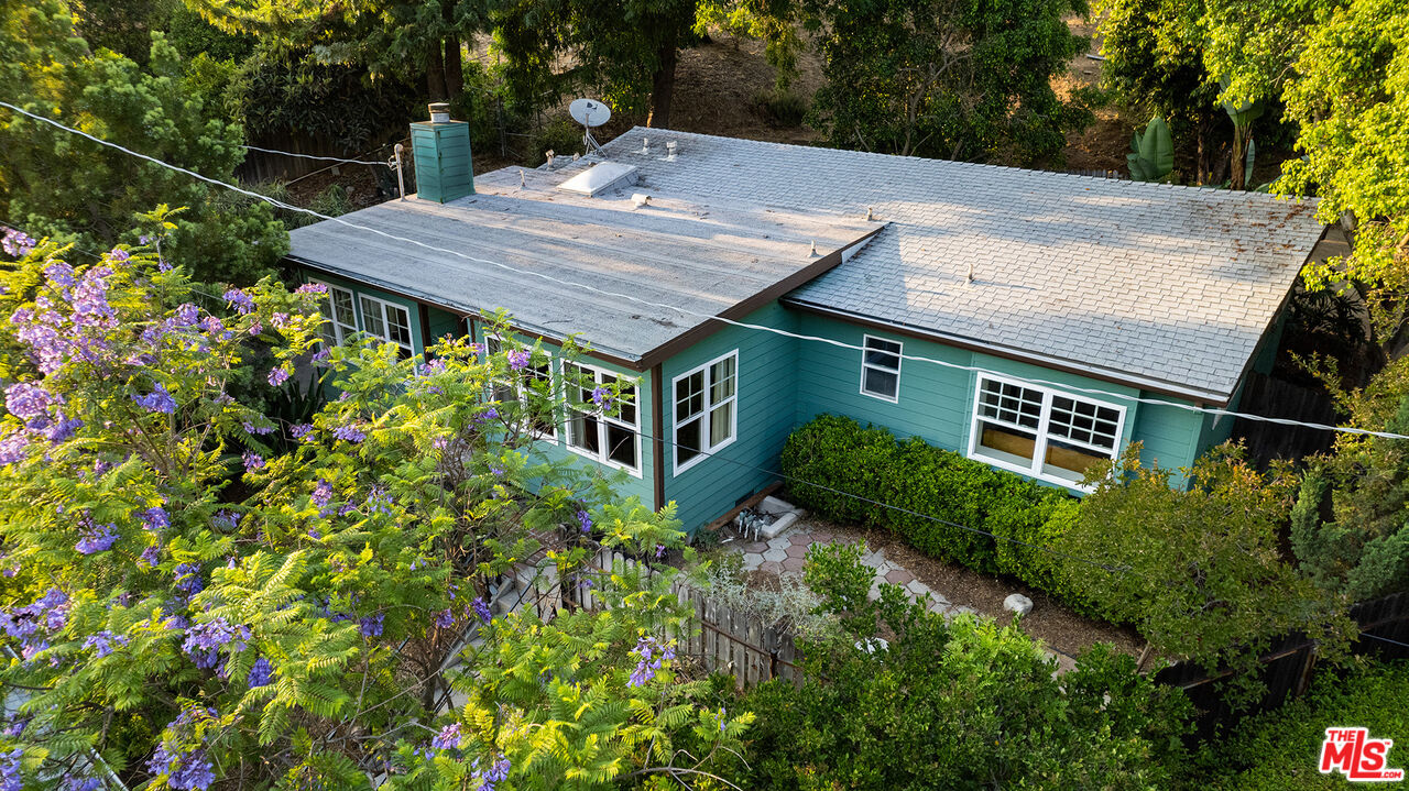 626 Oleander Drive Los Angeles, CA 90042 - Photo 8 of 75