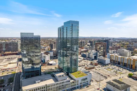 $1,250,000 | 1616 West End Avenue, Unit 1708, Nashville, TN 37203