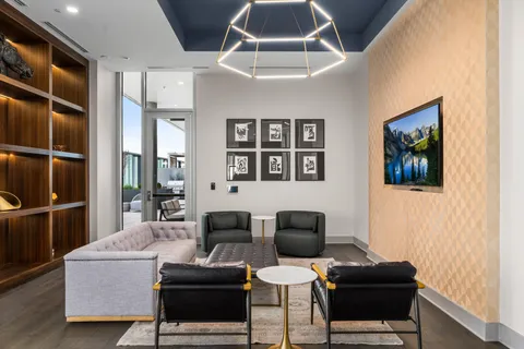 $1,250,000 | 1616 West End Avenue, Unit 1708, Nashville, TN 37203