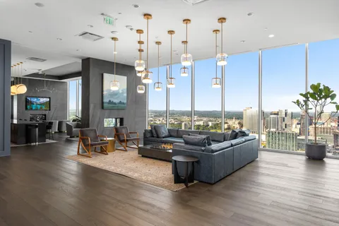 $1,250,000 | 1616 West End Avenue, Unit 1708, Nashville, TN 37203