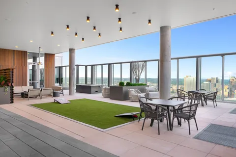 $1,250,000 | 1616 West End Avenue, Unit 1708, Nashville, TN 37203