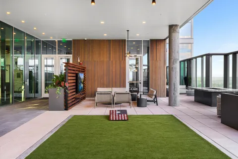 $1,250,000 | 1616 West End Avenue, Unit 1708, Nashville, TN 37203