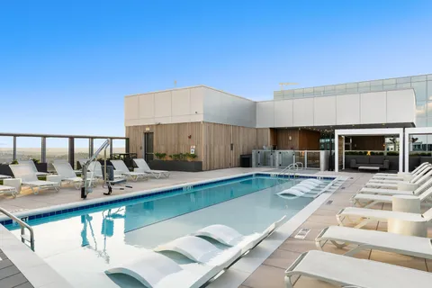 $1,250,000 | 1616 West End Avenue, Unit 1708, Nashville, TN 37203